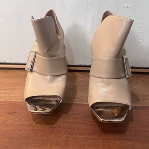 Salvatore Ferragamo Beige Heeled Boots
